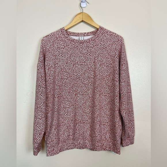 Athleta Studio To Street Mirco Cheetah Ruse Printed Sweatshirt Comfy Cozy Soft - Picture 3 of 5